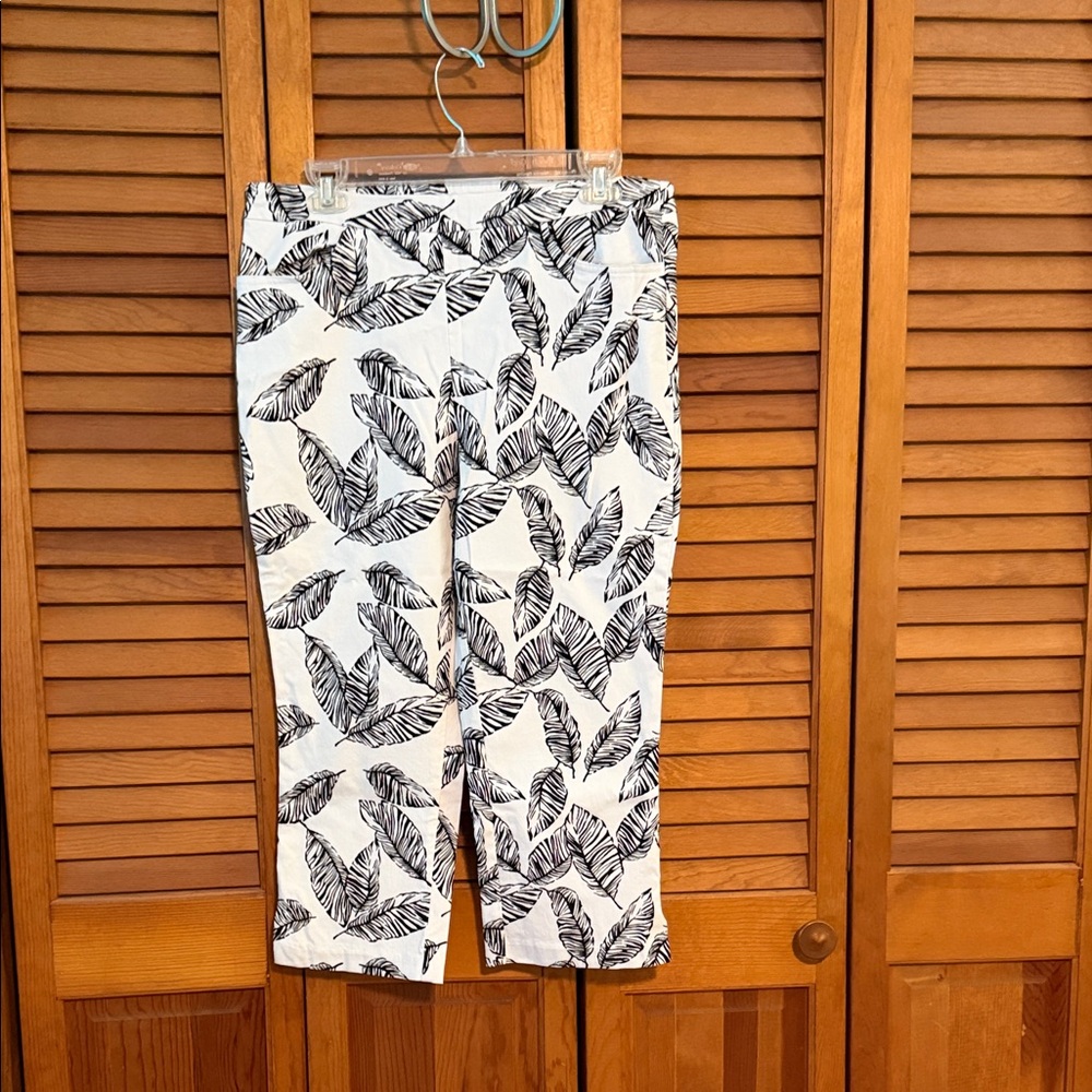 Tribal Leaf Print Pants